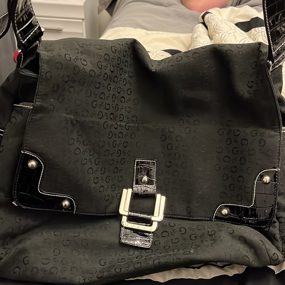 NWOT GUESS WORK / TRAVEL BAG !!! 🔥🔥🔥🔥🔥 - Picture 14 of 14